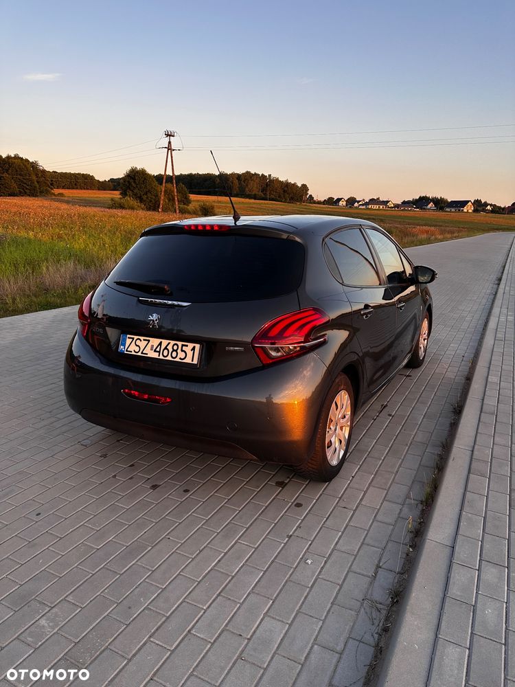 Peugeot 208 1.2 PureTech Access - 7