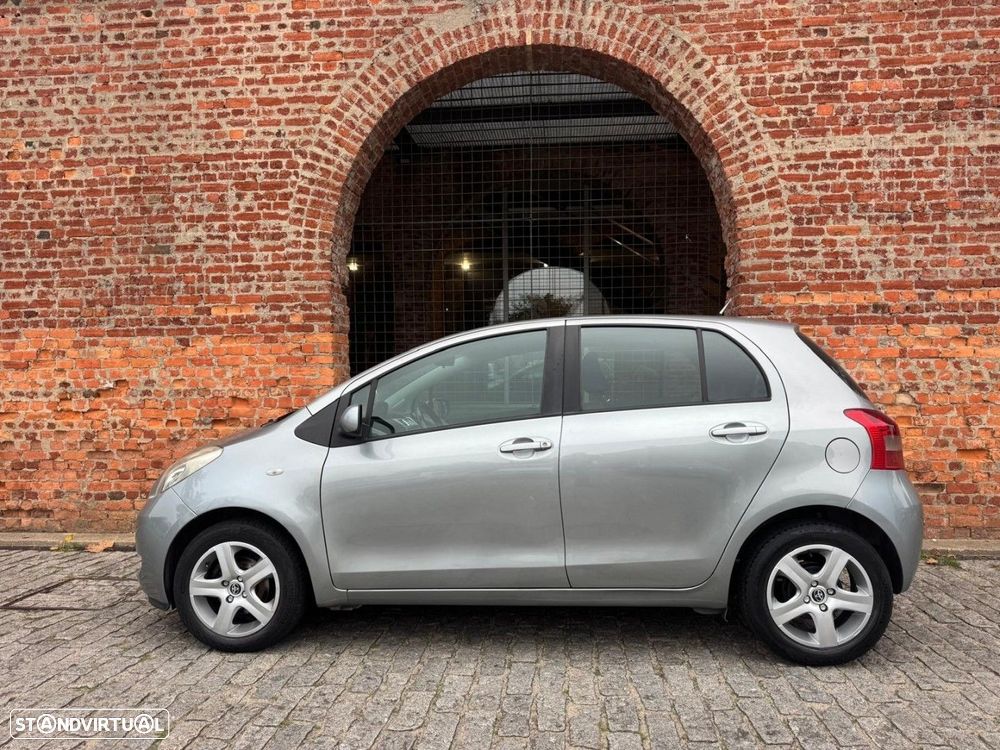 Toyota Yaris 1.4 D-4D - 3