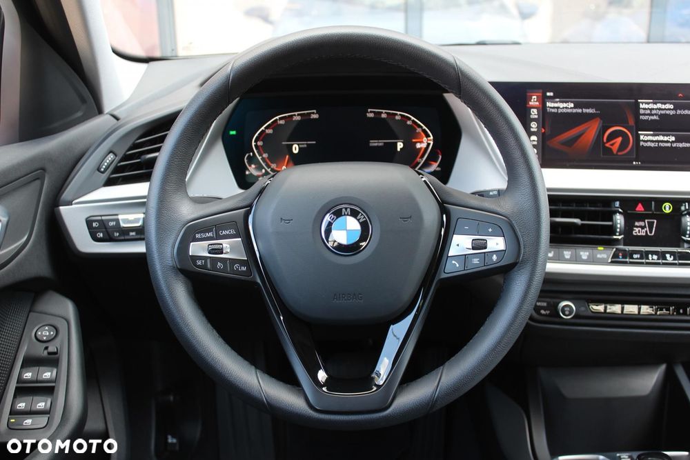 BMW Seria 1 - 12