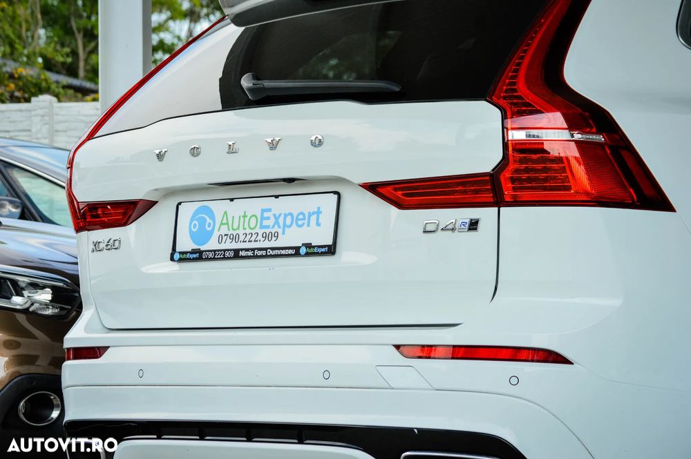 Volvo XC 60 D4 AWD R-Design - 38