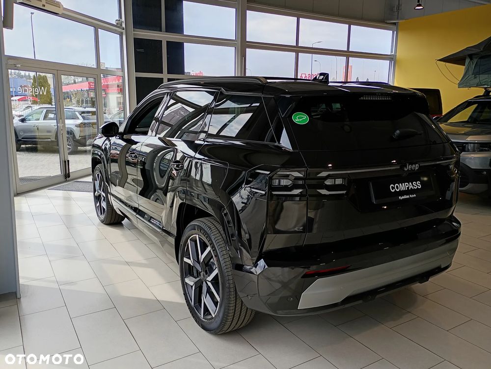 Jeep Compass 73.7kWh Standard Range First Edition FWD - 6