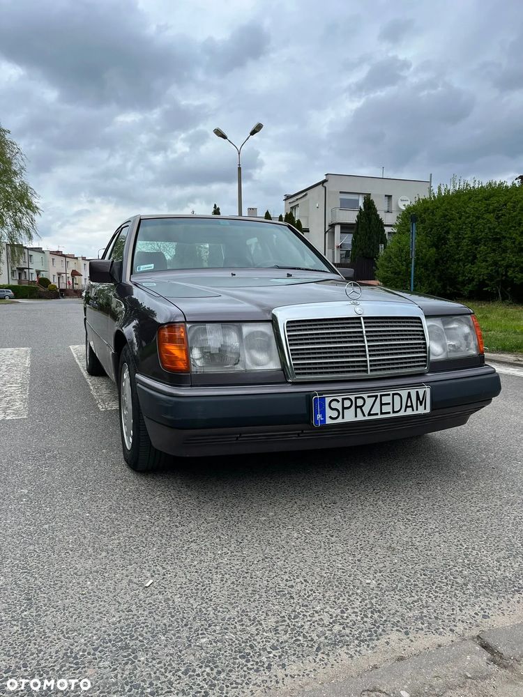 Mercedes-Benz W124 (1984-1993) - 8