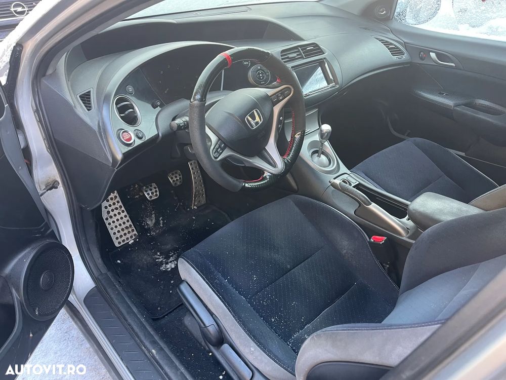 Dezmembrez Honda CIVIC 8 VIII 2006 gri argintiu 2,2 diesel - 5