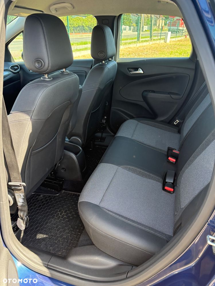 Opel Crossland X - 13