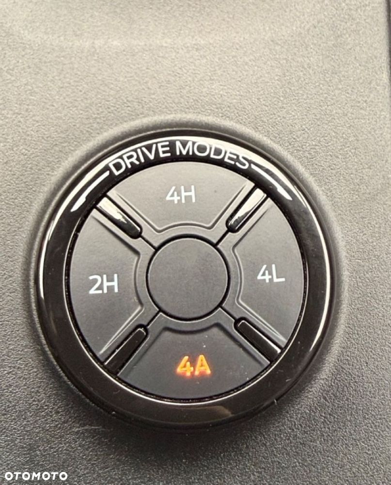 Ford Wildtrak Ranger długa paka 4x4 skóra - 30