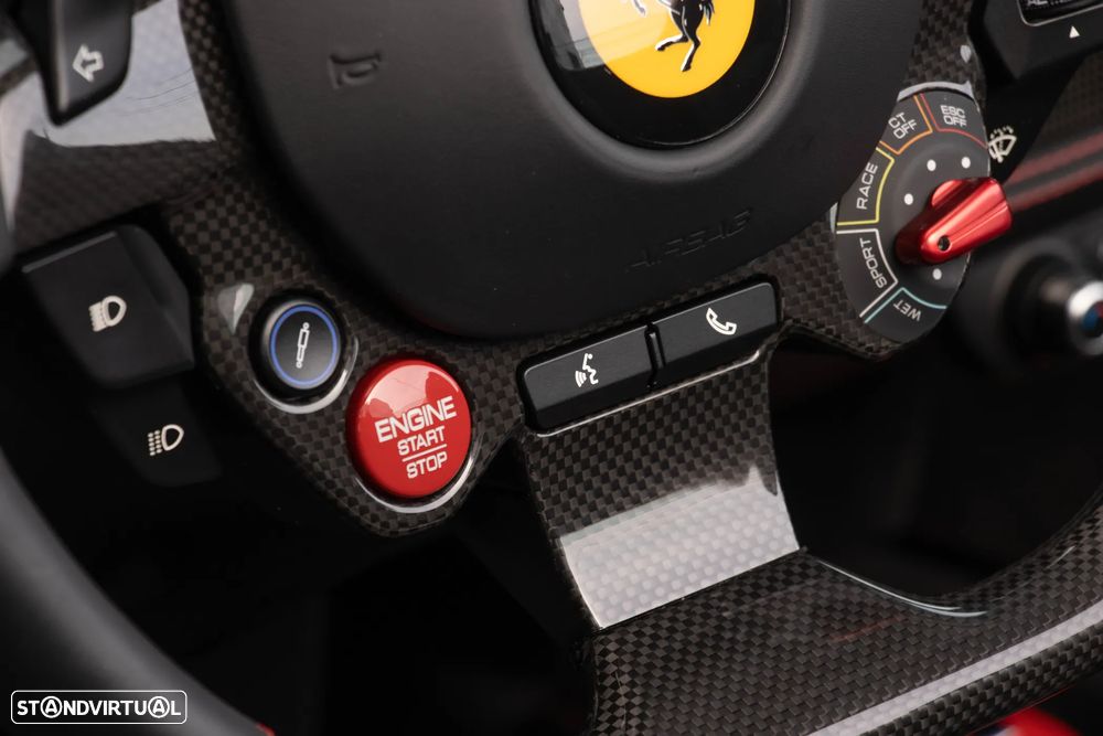 Ferrari F8 Tributo Standard - 36