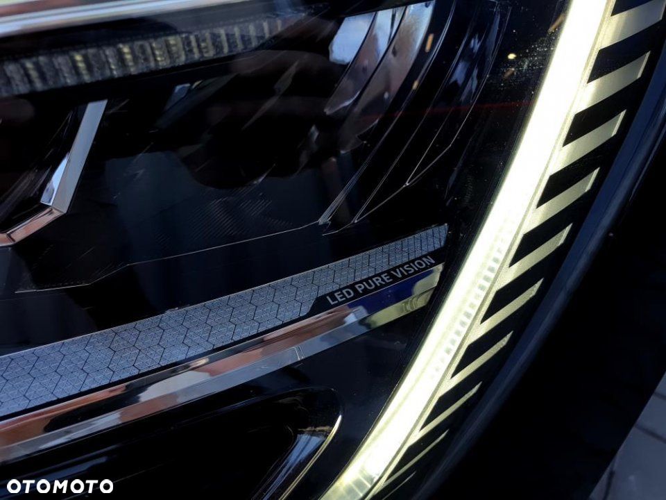 Renault Megane - 35