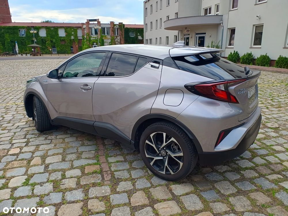 Toyota C-HR - 12