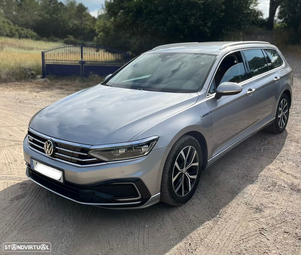 VW Passat Variant - 1