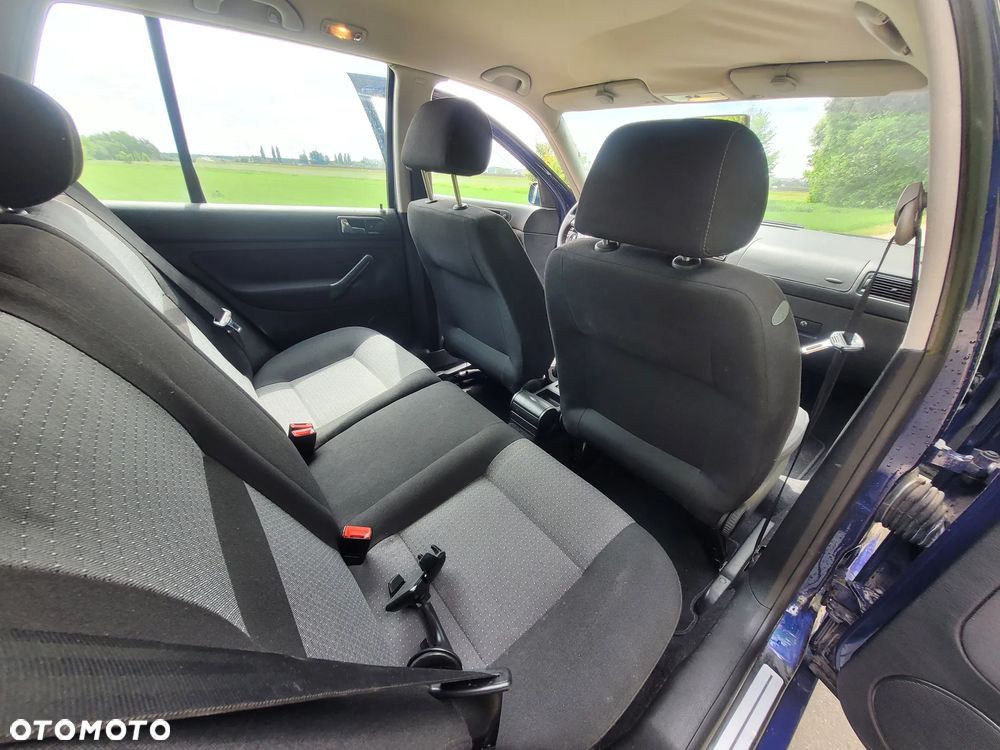 Volkswagen Golf - 20
