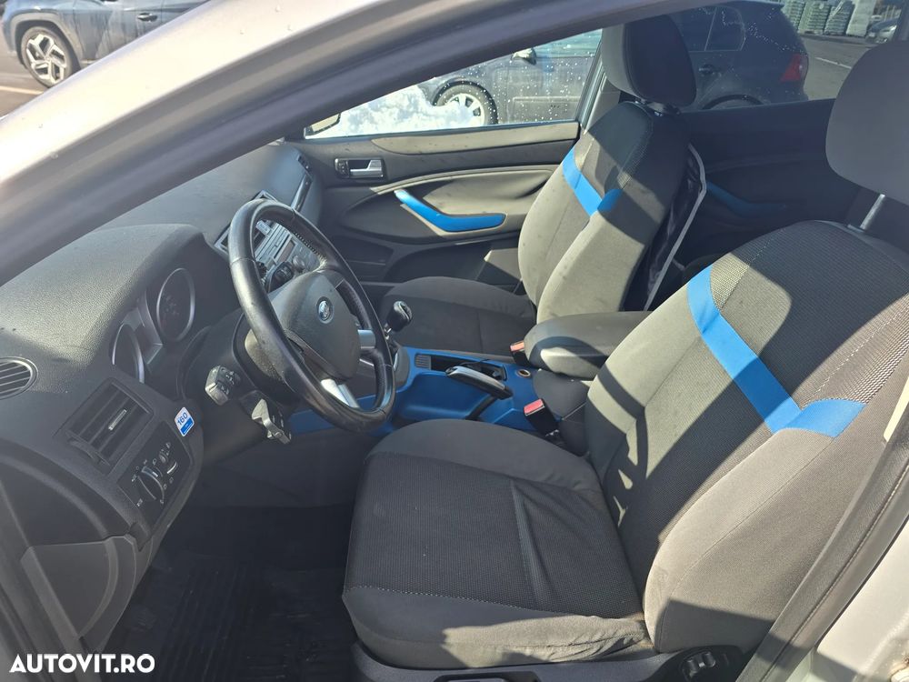 Ford Kuga 2.0L TDCi DPF Trend - 5