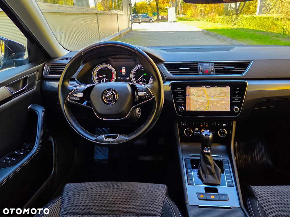Skoda Superb 2.0 TSI Style DSG - 6