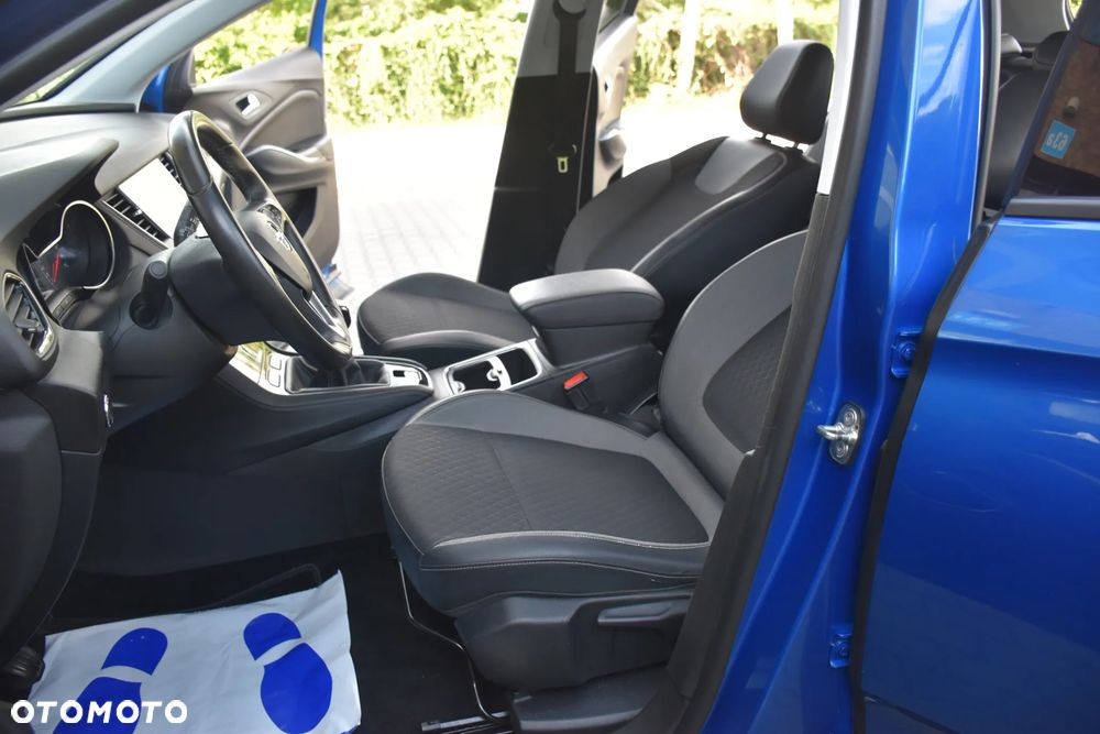 Opel Grandland X 1.2 Start/Stop Business Elegance - 13