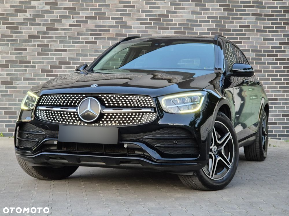 Mercedes-Benz GLC 220 d 4Matic 9G-TRONIC AMG Line - 3