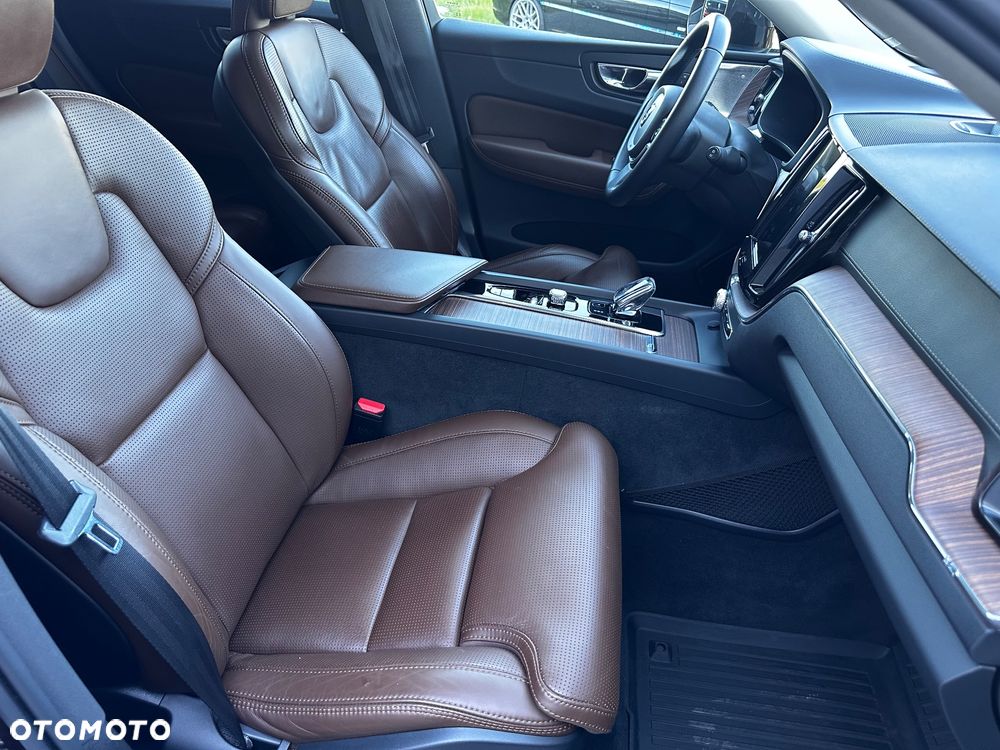Volvo XC 60 - 37