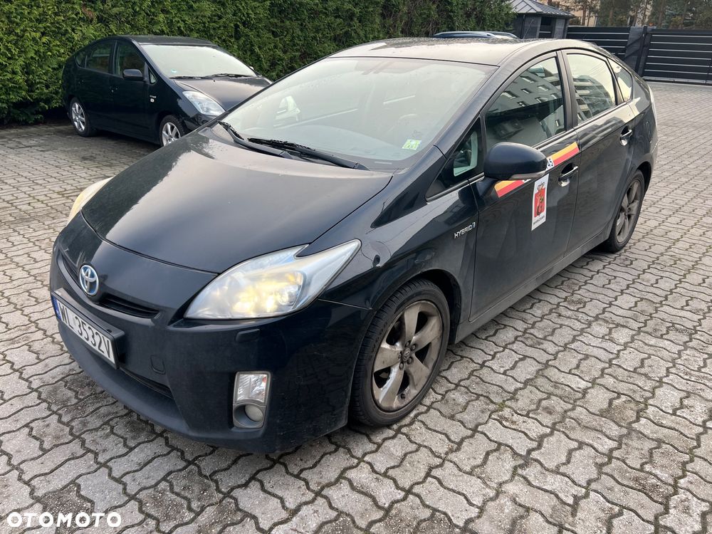 Toyota Prius 1.8 HSD Premium - 3