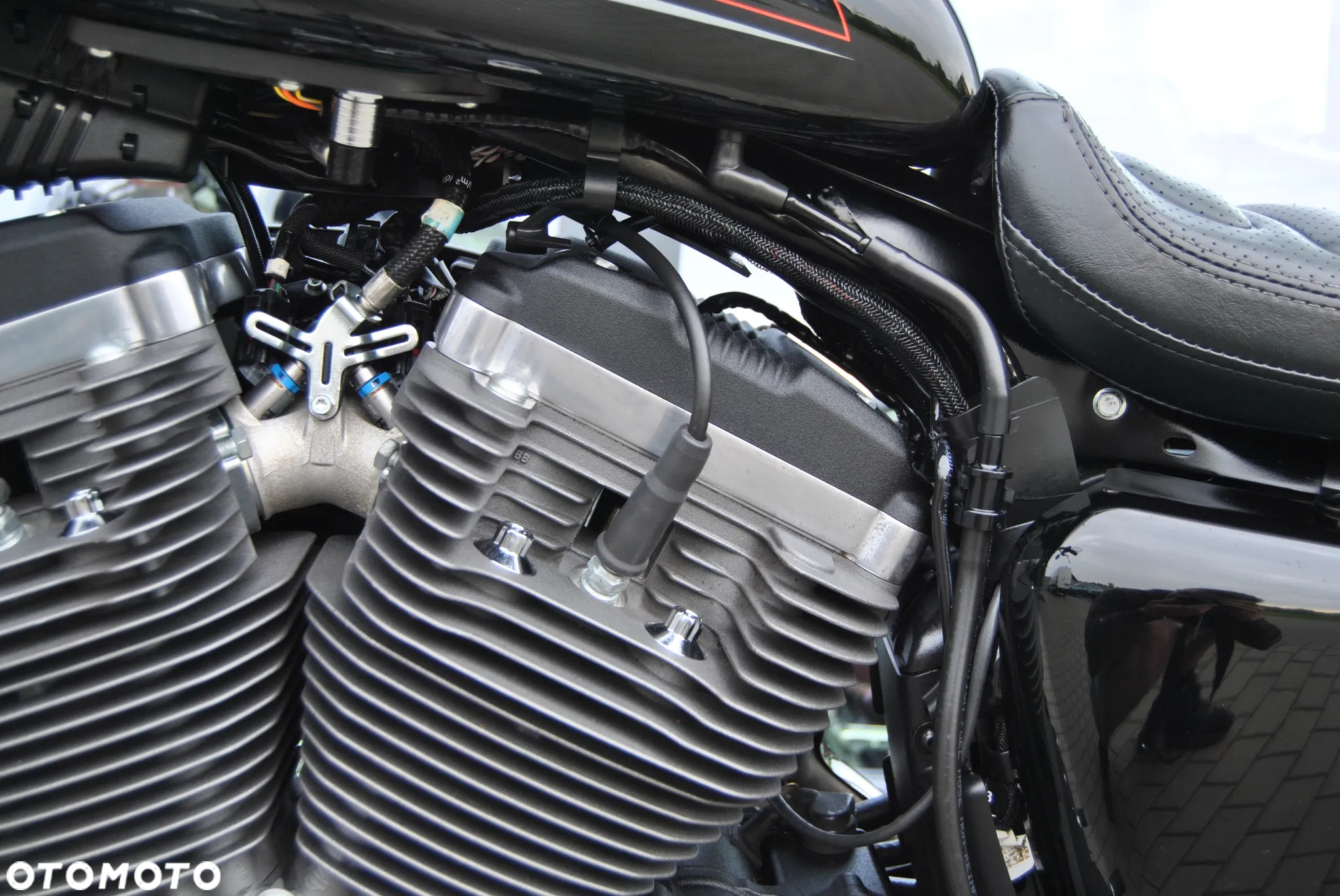 Harley-Davidson Sportster Roadster 1200R - 20