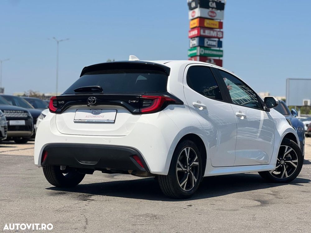 Toyota Yaris 1.5 VVT-i HSD Dynamic - 8