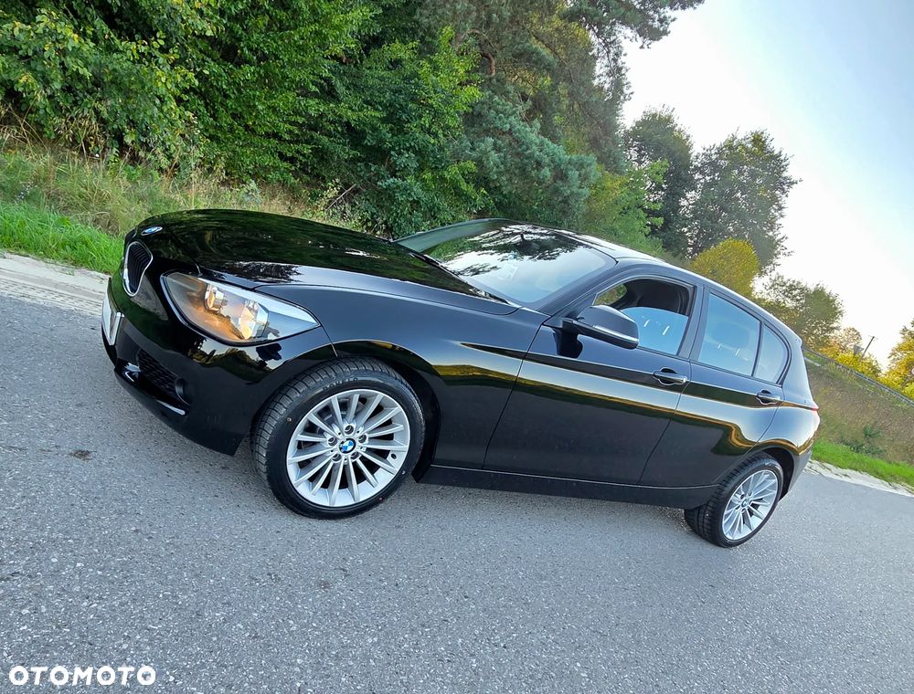 BMW Seria 1 116i - 11