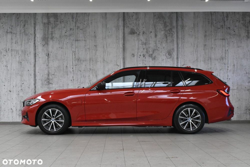 BMW Seria 3 330e PHEV M Sport sport - 4