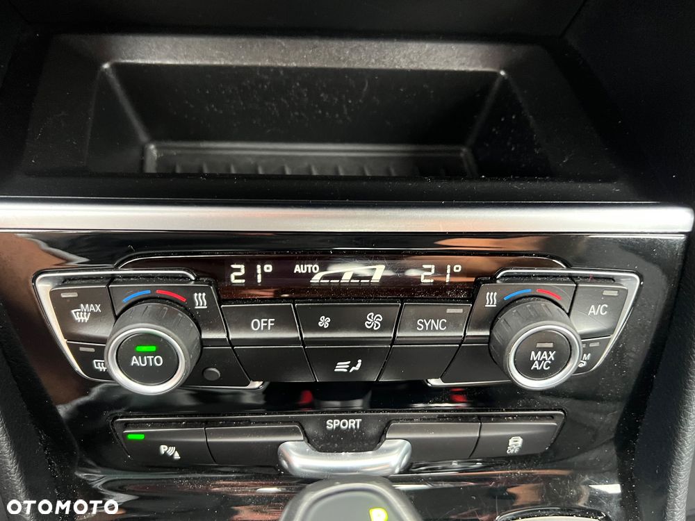BMW Seria 2 218d Advantage sport - 36