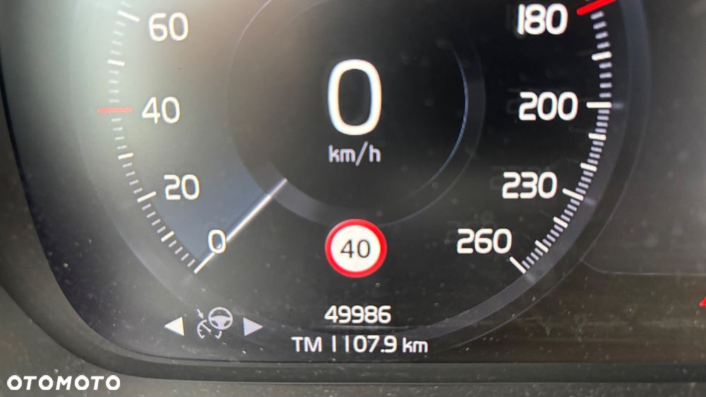 Volvo XC 40 - 28