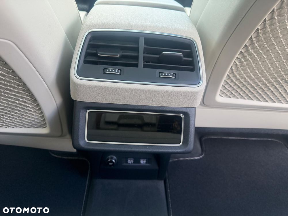 Audi e-tron 55 Quattro - 21
