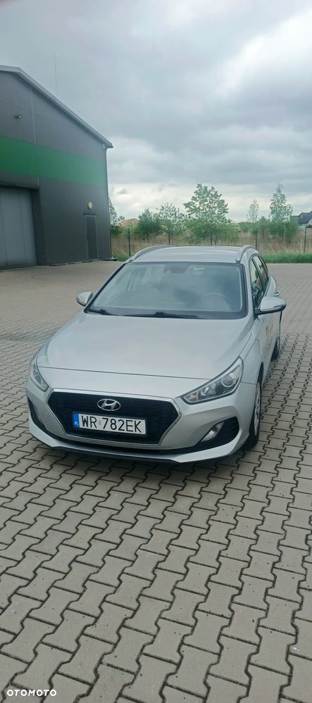 Hyundai i30 1.4 Comfort - 1