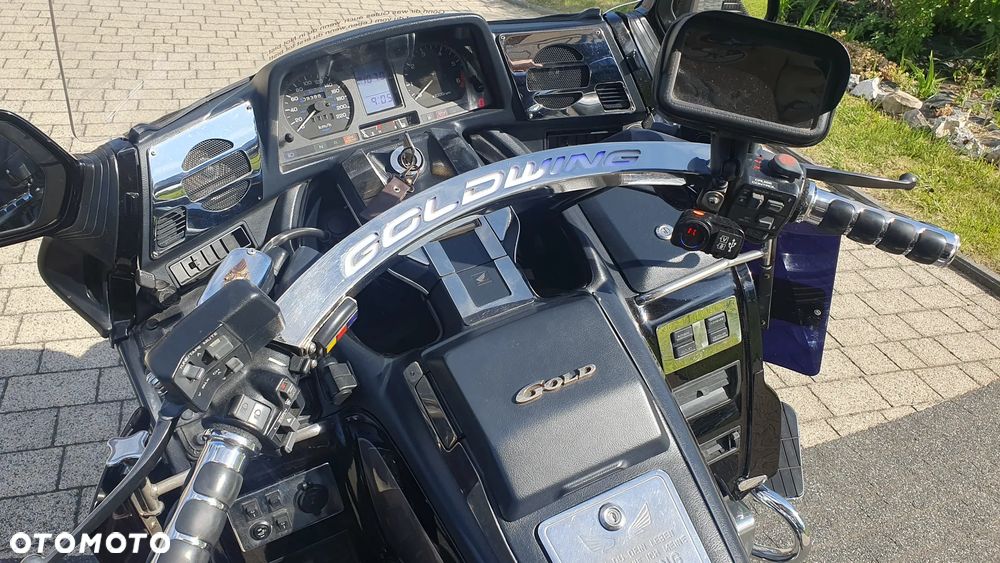 Honda GL - 19