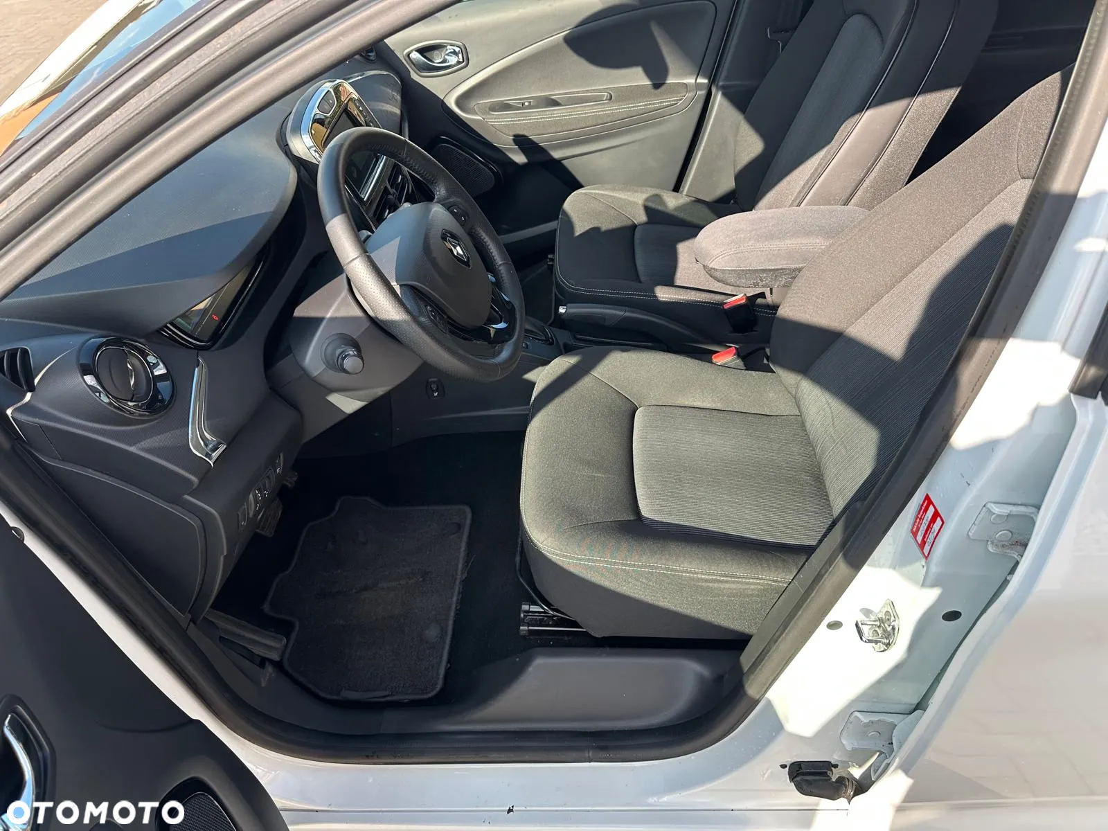 Renault Zoe (mit Batterie) 41 kwh Life mit LIMITED Paket - 6