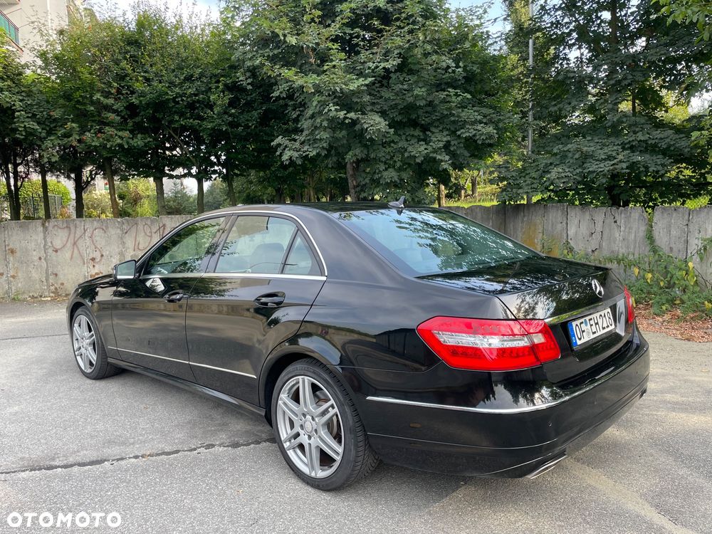 Mercedes-Benz Klasa E 220 BlueTEC 7G-TRONIC Avantgarde - 4