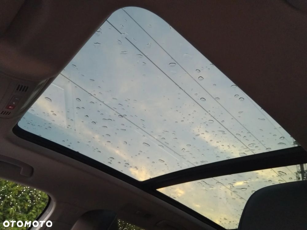 Volkswagen Tiguan 2.0 TSI 4Mot Elegance DSG - 7