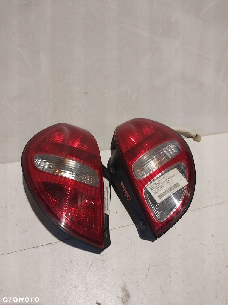 Daihatsu Sirion 1 I tylna lampa prawa lewa prawy lewy - 2