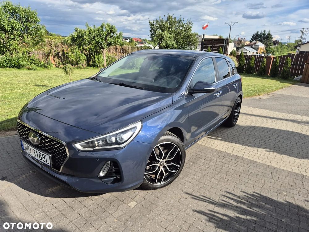 Hyundai i30 1.4 T-GDI Premiere Luxury - 2
