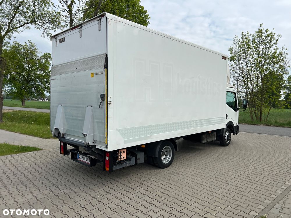 Nissan NT 400 CABSTAR - 5