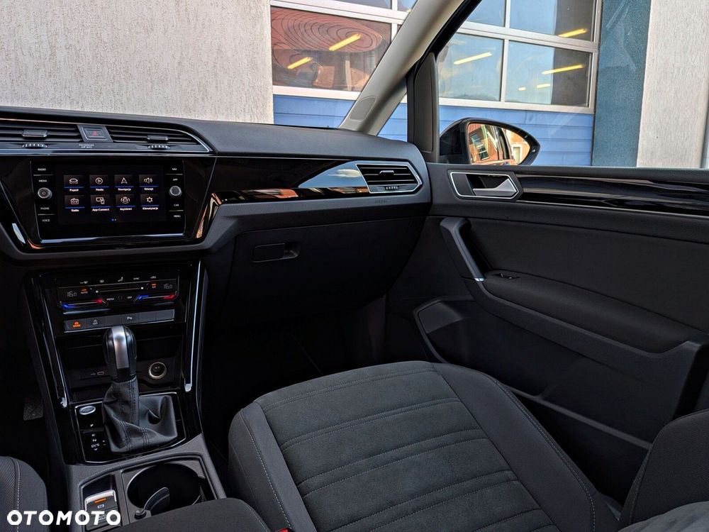 Volkswagen Touran 2.0 TDI BMT Highline DSG - 17