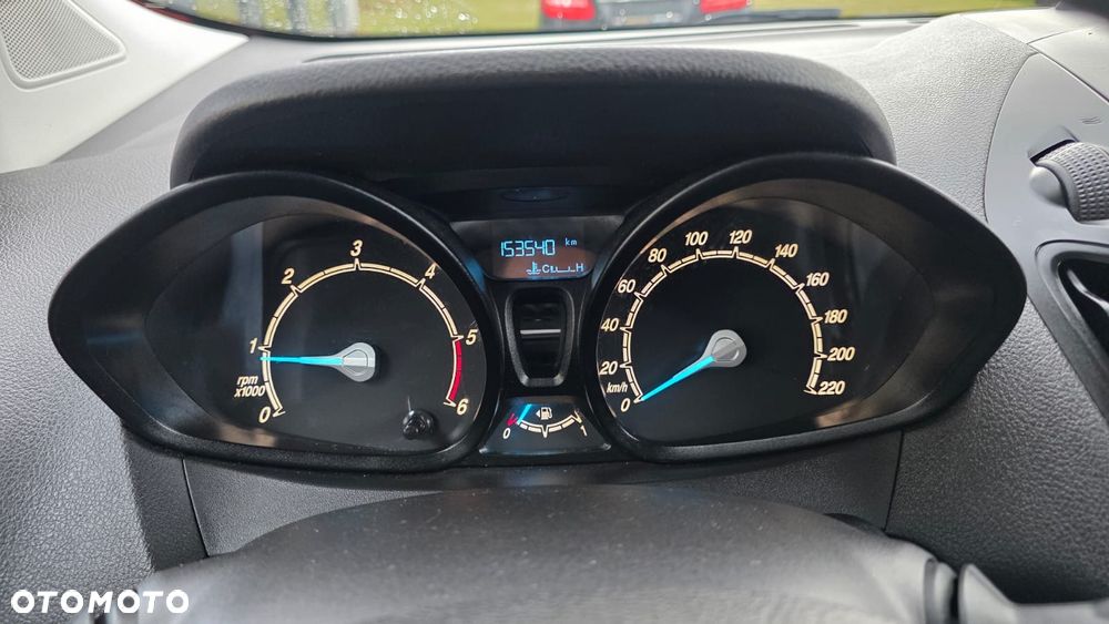 Ford Tourneo Courier - 18