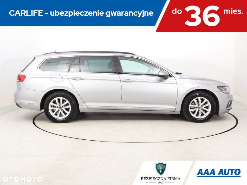 Volkswagen Passat Variant - 8