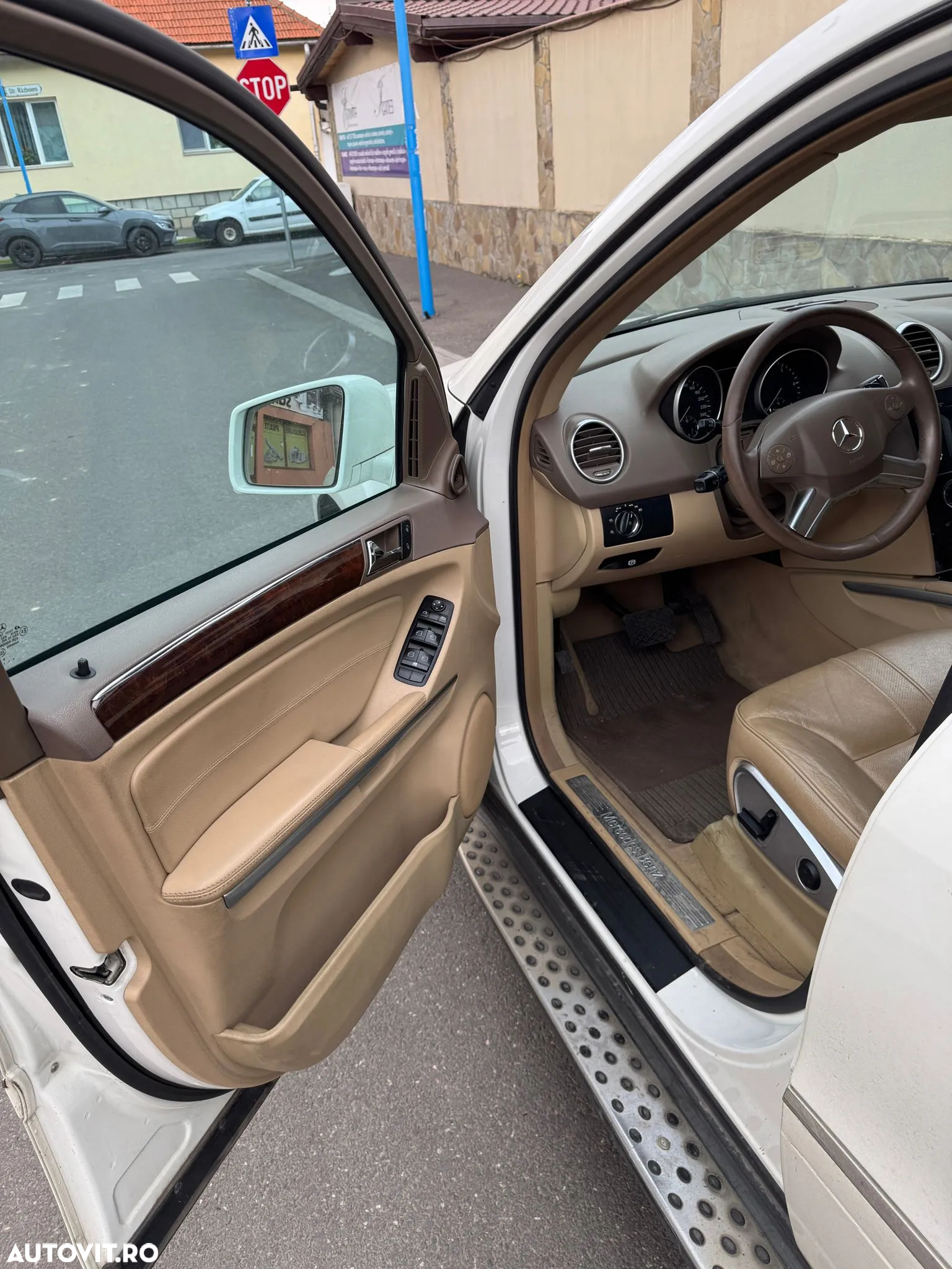 Mercedes-Benz ML 300 CDI BlueEfficiency Aut - 9