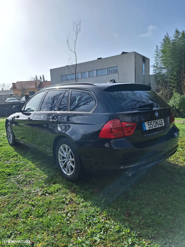 BMW 318 d Sport Line - 6