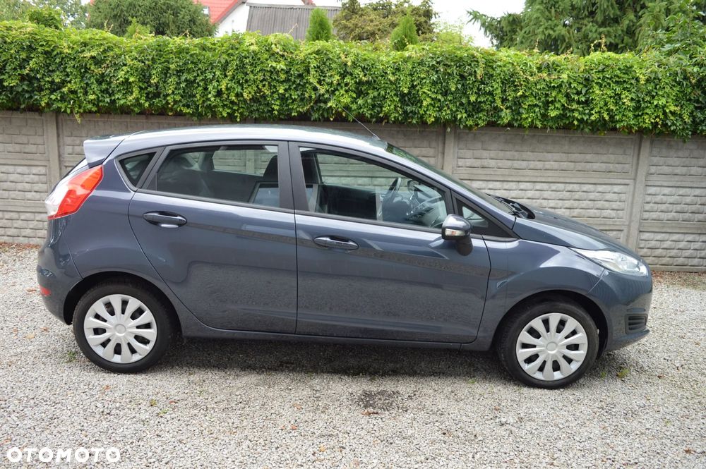 Ford Fiesta - 9