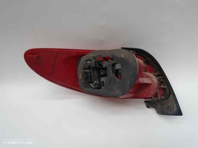 FAROLIM TRASEIRO DIREITO PEUGEOT 206 CC 2006 -6351S1 - 4