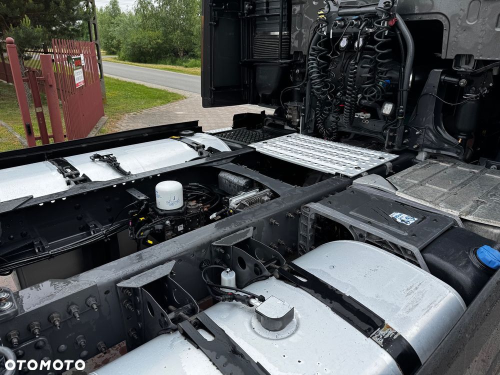 Volvo FH460 - 6