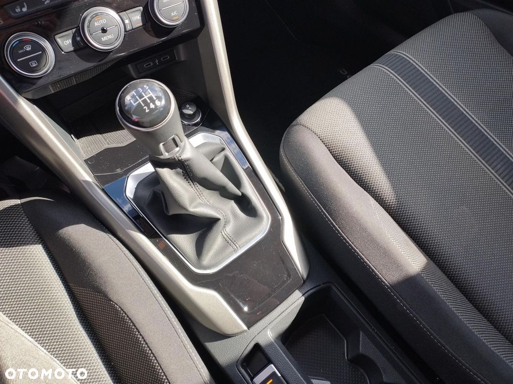 Volkswagen T-Roc 2.0 TDI SCR DPF Advance - 15