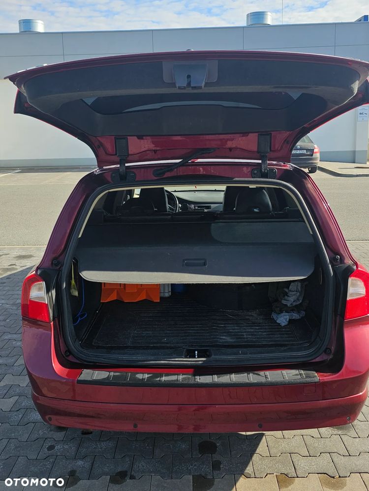 Volvo V70 2.0 Momentum - 17