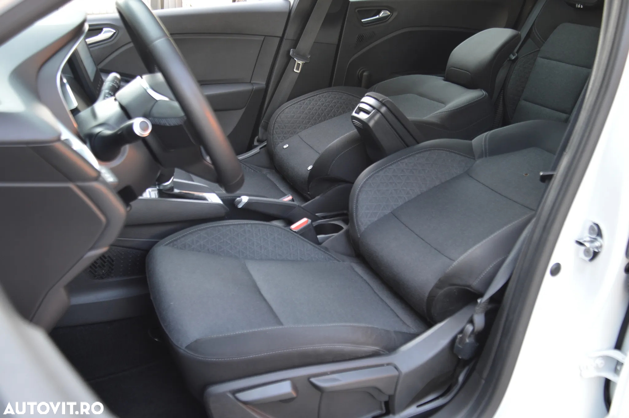 Renault Clio E-TECH Full Hybrid 145 E-TECH engineered - 12