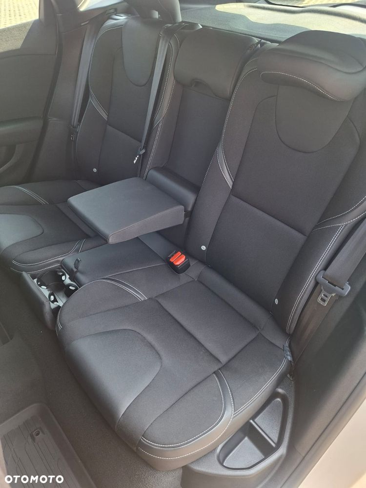 Volvo V40 D2 Drive-E Momentum - 14