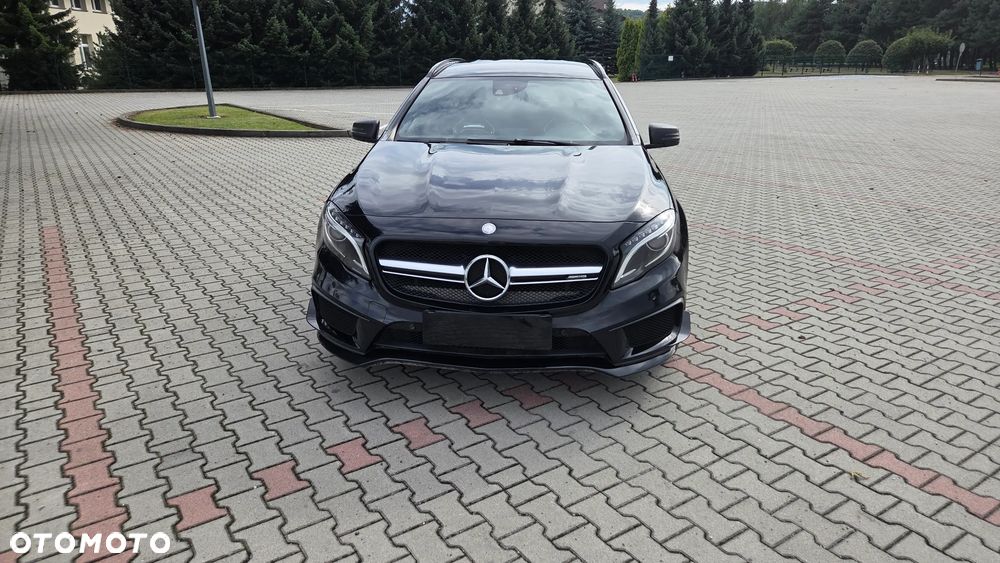 Mercedes-Benz GLA 45 AMG 4-Matic - 18