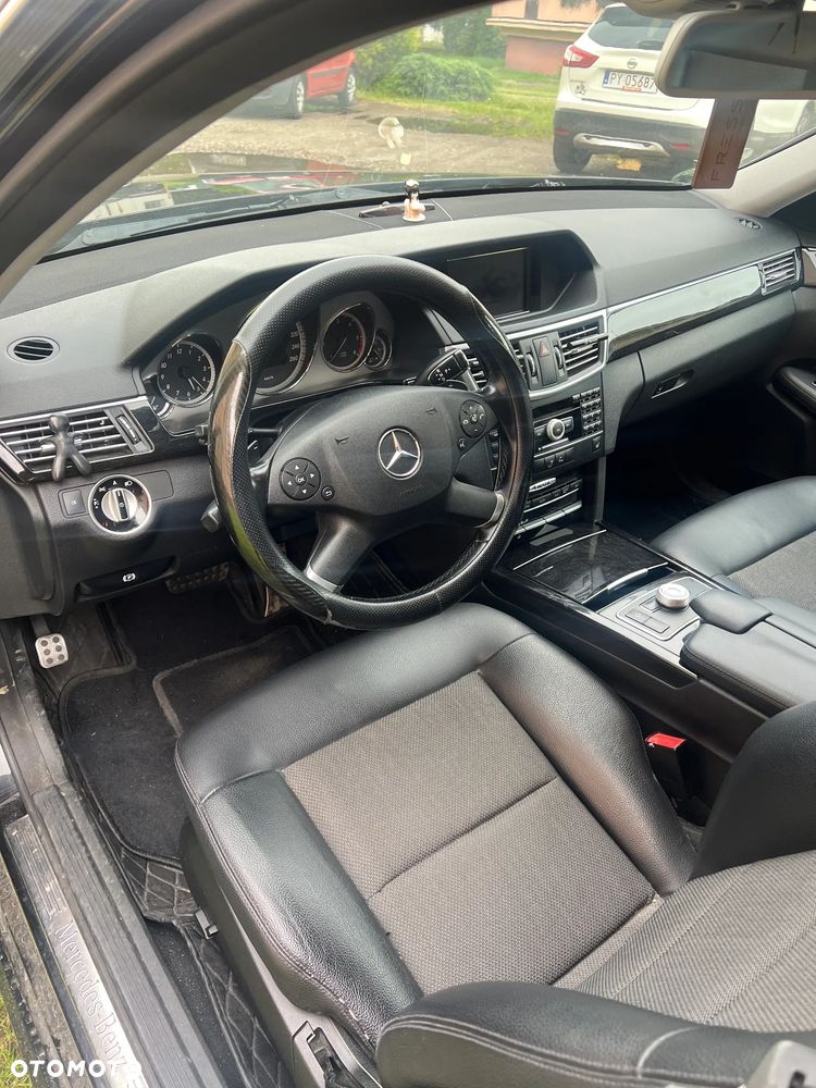 Mercedes-Benz Klasa E 350 CDI 4-Matic BlueEff Avantgarde - 5