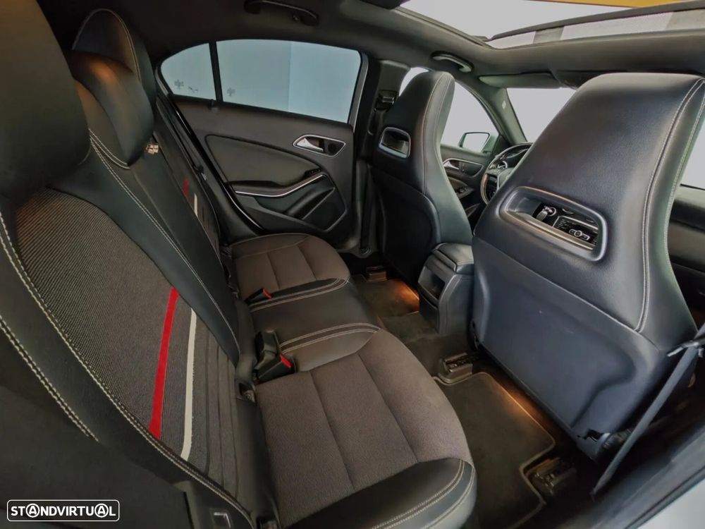 Mercedes-Benz A 180 CDI BE AMG Line Aut. - 39